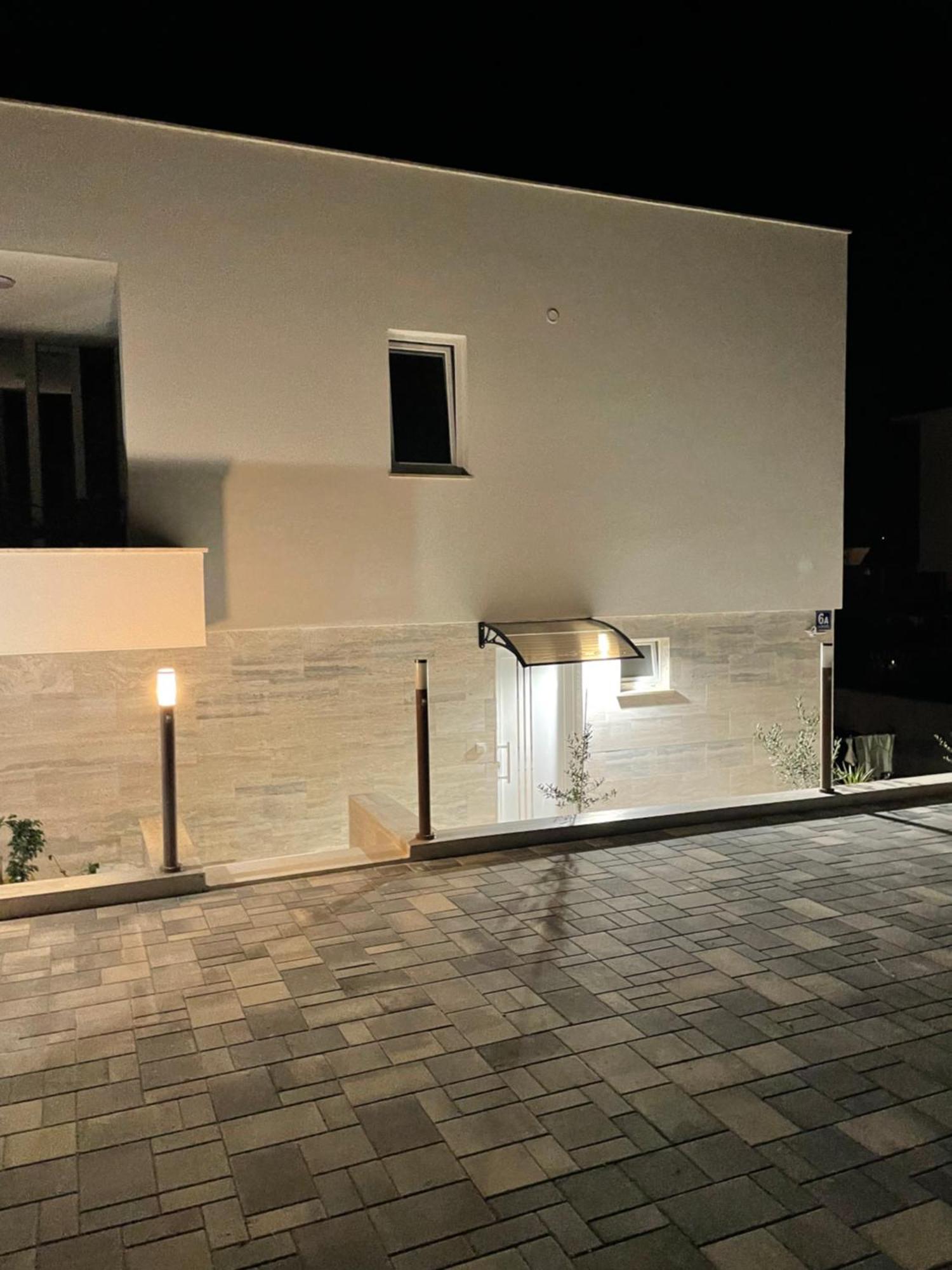 Vila Regina Apartment Paloma With Swimming Pool Jezera Luaran gambar